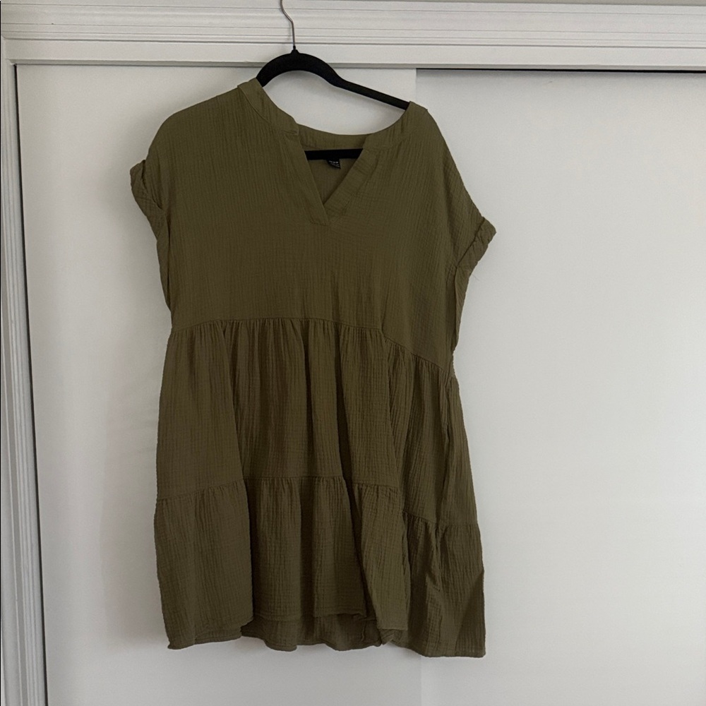 SHEIN Olive Green Tiered V-Neck Mini Dress
